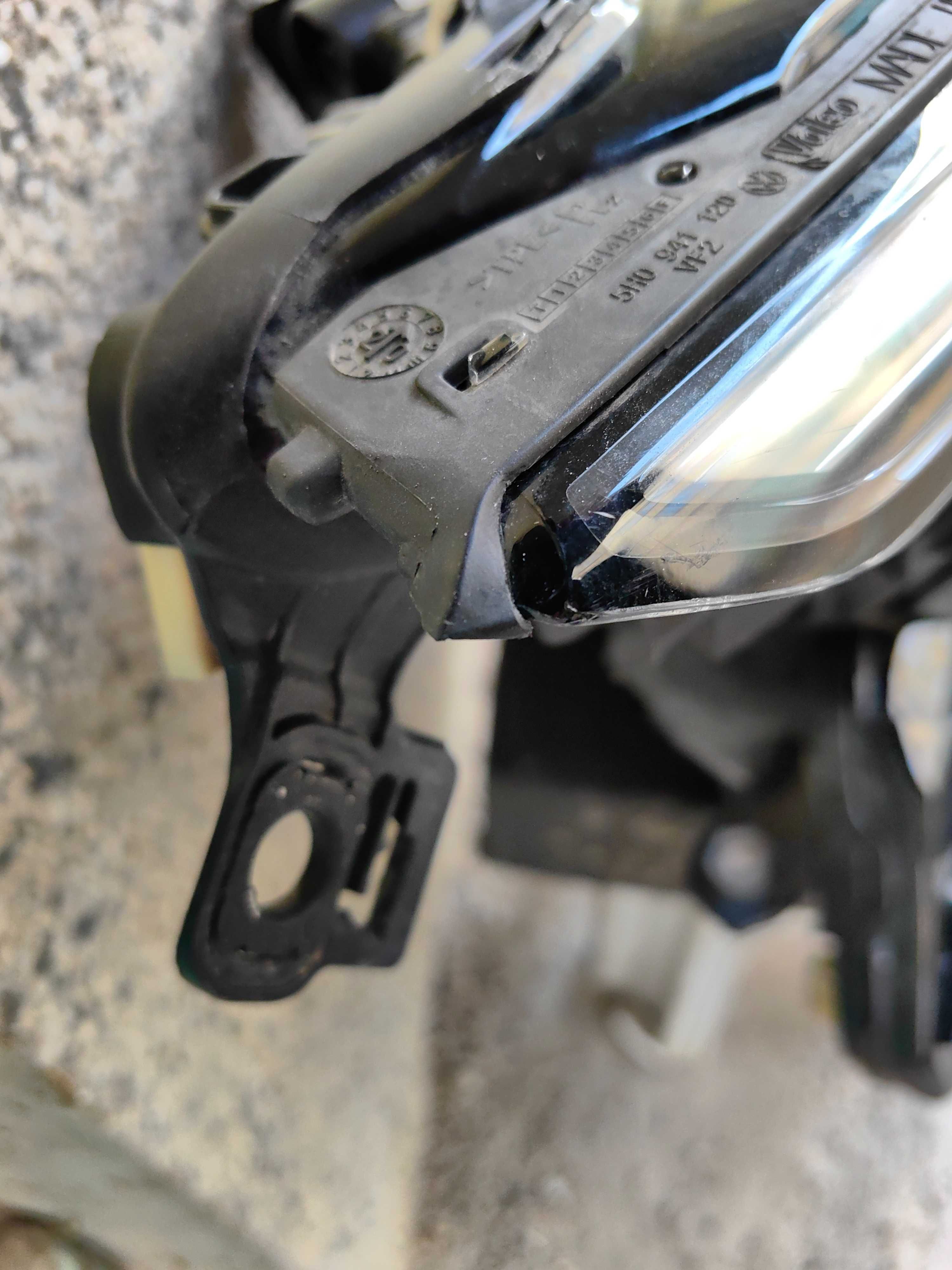 Оригинални  фарове  Vw Golf 8 Full Led