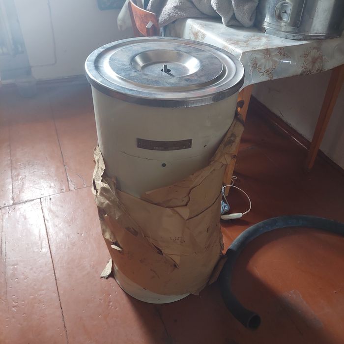 Бролеры на 50л новые для столовых,кафе и ресторанов Цен 150000