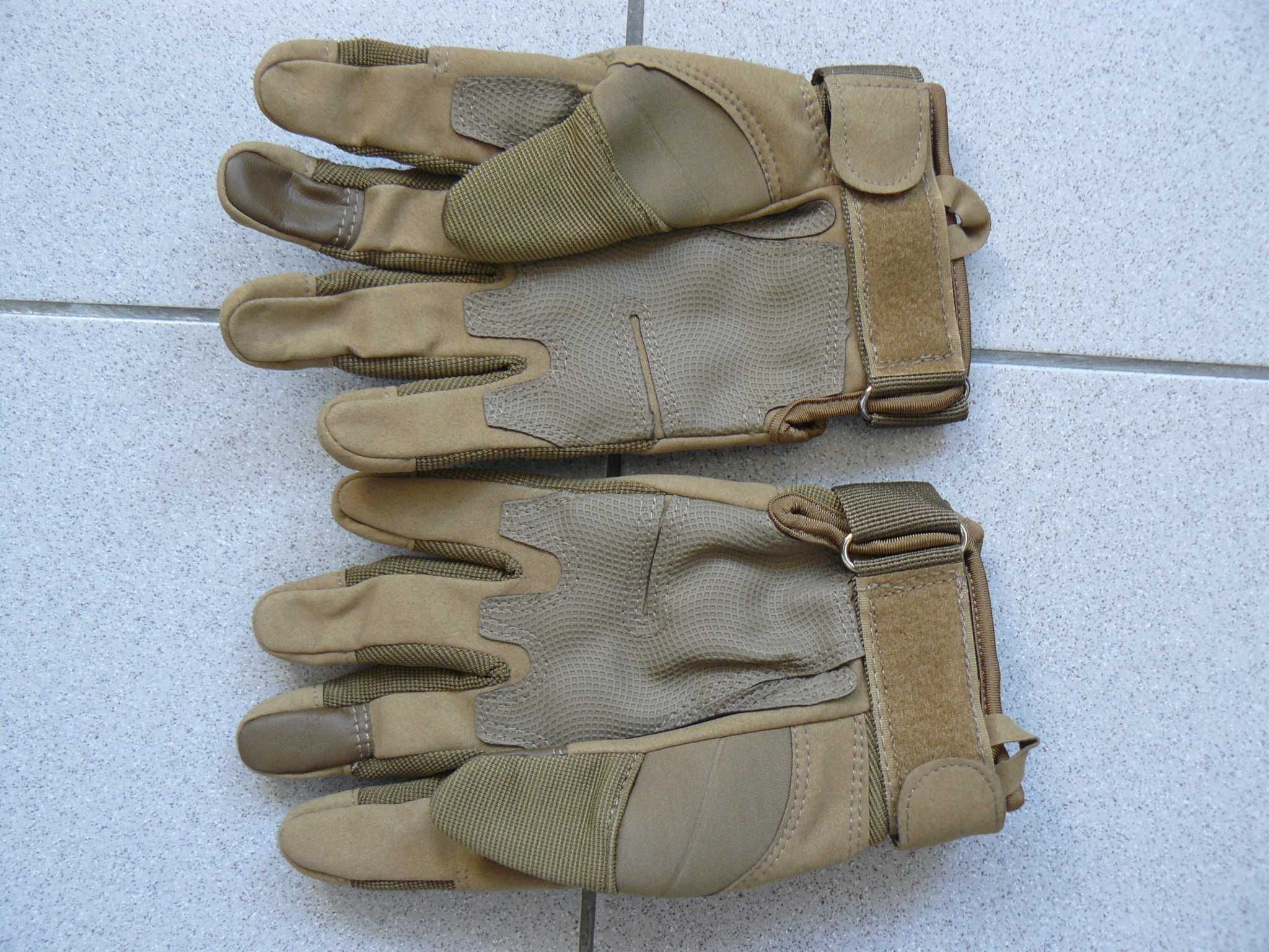 Manusi Tactice Asalt Military Gloves 8FIELDS, TAN, Noi,Marimi: L si XL