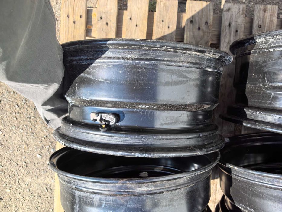 16 цола 4 х 98 мм Алфа Ромео / Фиат / Ланча / Ситроен НЕмо