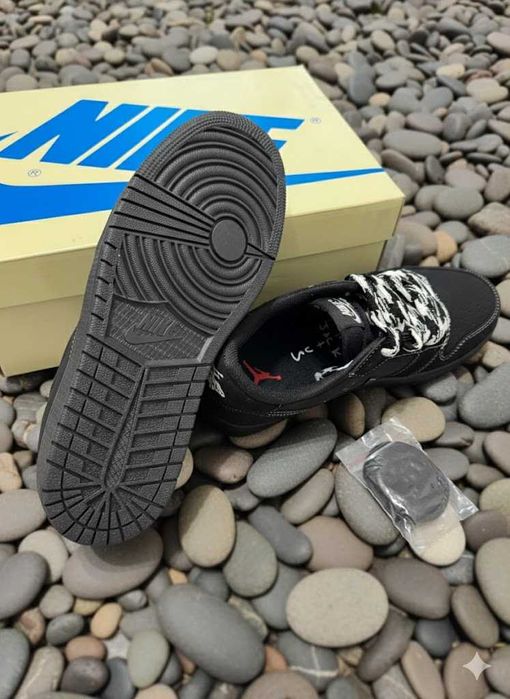 Jordan 1 Low Dark PHANTOM