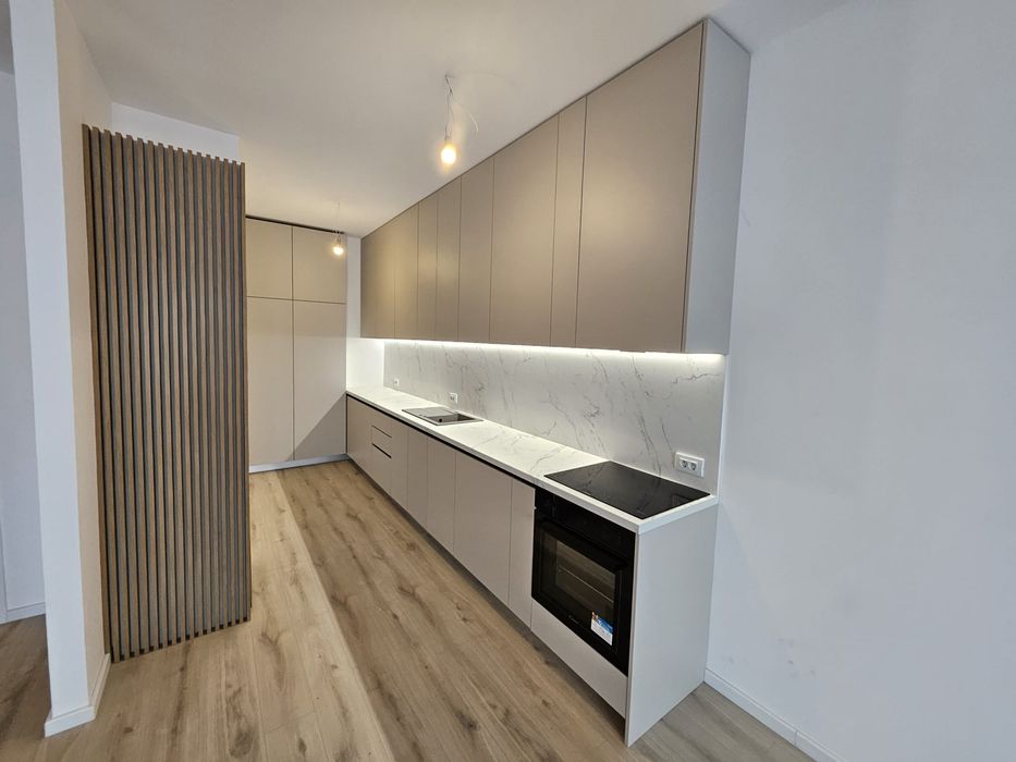 Execut mobila la comanda