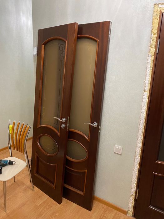 Продам межкомнатные двери, б/у в отличном состоянии. Россия.