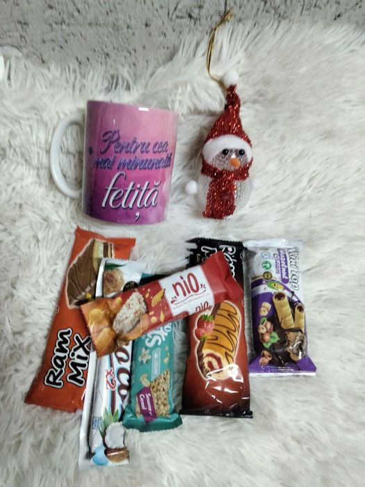 Cadouri pentru copii 

Preț vânzare - 55 lei
Partea voastră - 8 lei