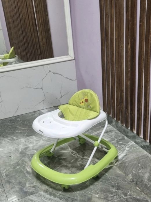 Продам ходунки  Chico  в отл состоянии