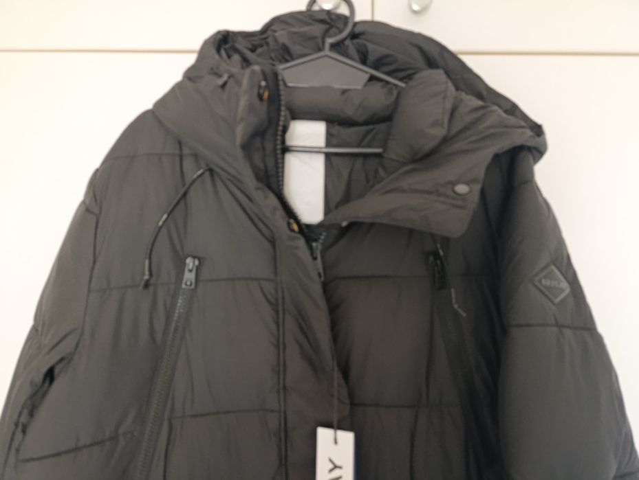 Зимно яке Replay