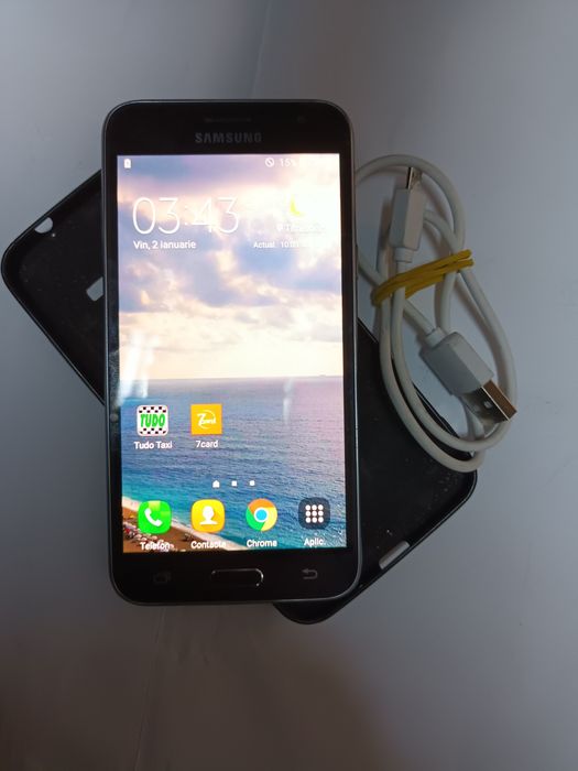 Samsung galaxi J 3