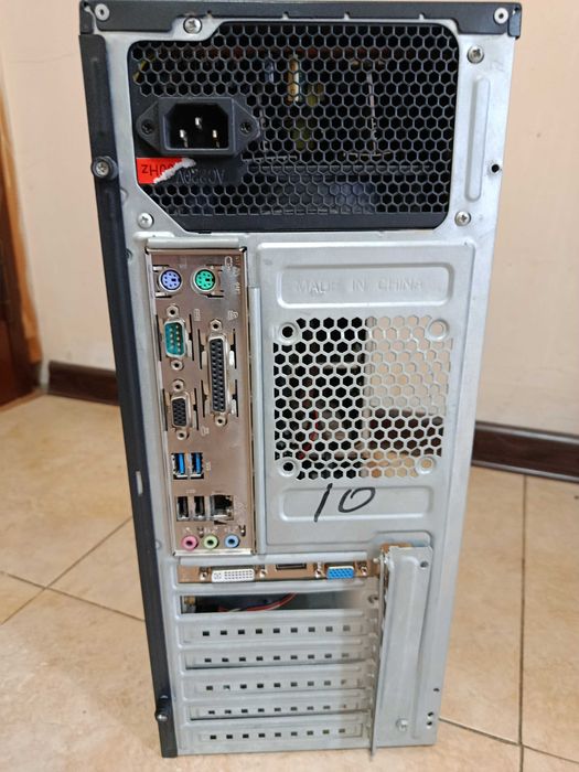 Продам кейс DDR4