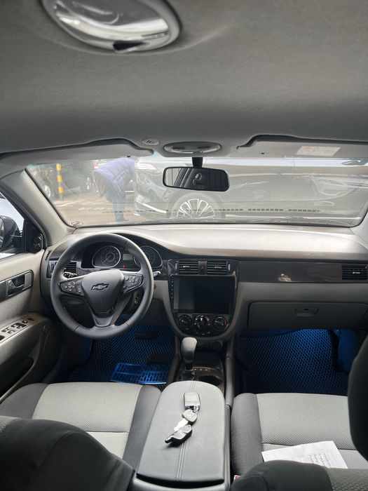 Gentra 2023 qora bez lyuk