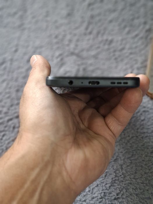 Vând Motorola G34 5g