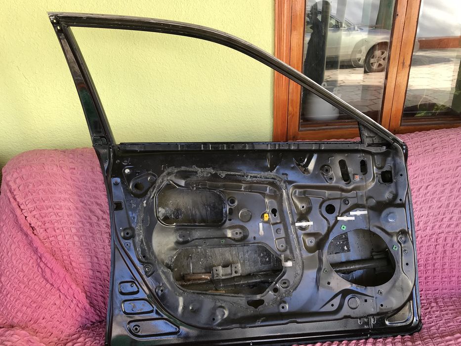 Дверь от Лексус ЕС350