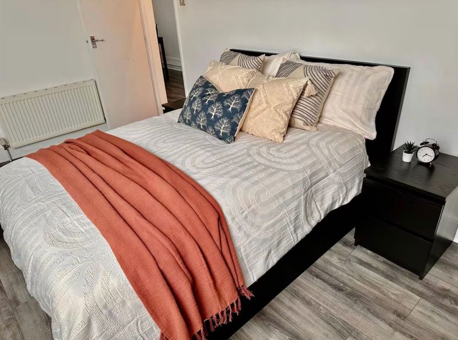 Дава се под наем Тристаен апартамент в София, Стрелбище - 95 кв.м за 550 € - Снимка #1