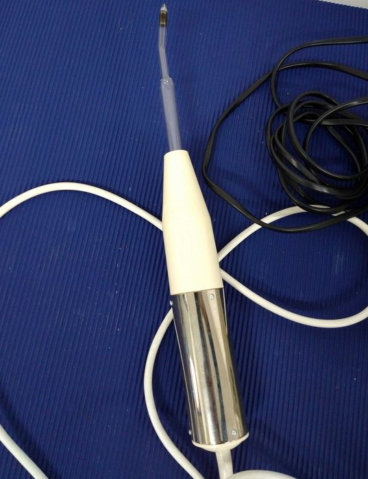 Aparat de electroterapie sau cosmetică de înaltă frecvență