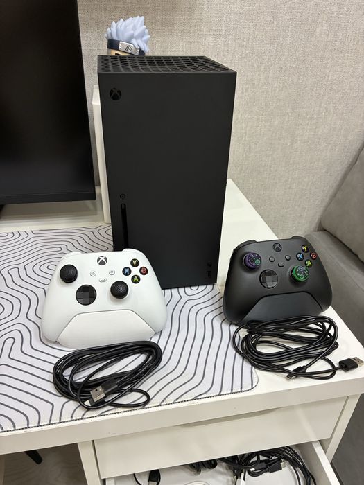 Xbox series x черный 1 tb