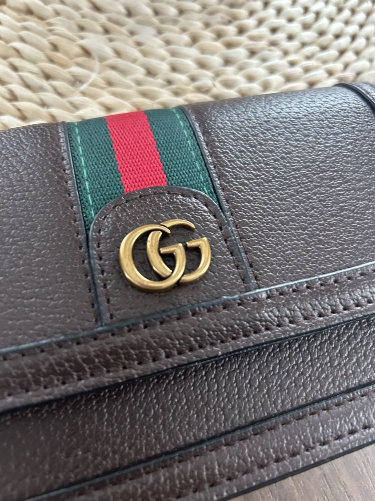 Чанта на марката Gucci