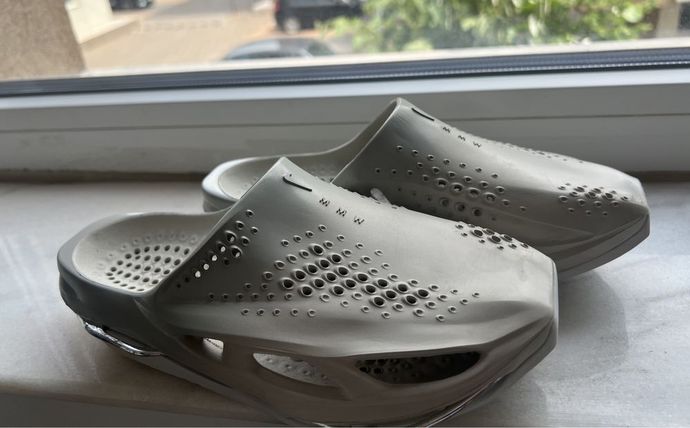 Pantofi sport Nike MMW 005