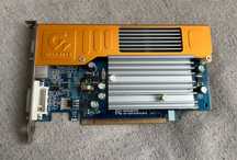 Placa video Gigabyte GeForce 7200 GS 256MB DDR2 PCI Express DVI VGA