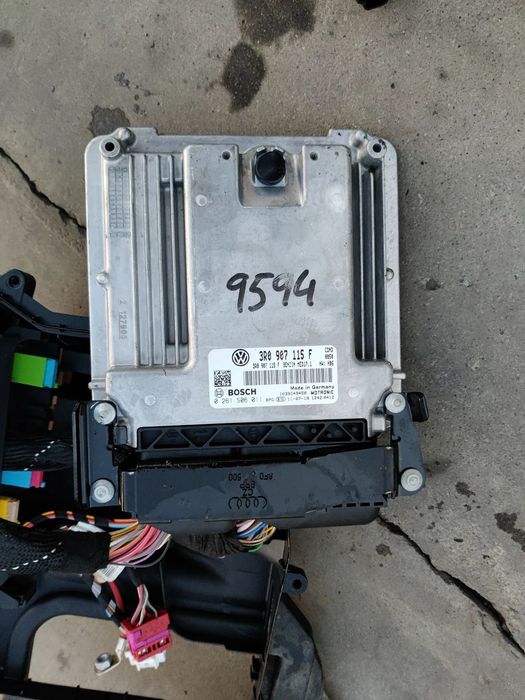 Calculator motor ECU Seat Exeo Audi A4 motor 1.8 2.0 TSI TFSI CDND 3R0907115F