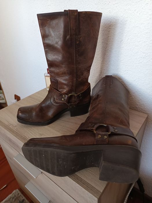 Cizme originale de vanzare