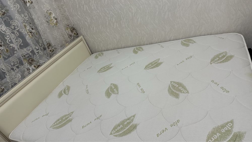 Продается спальная кровать