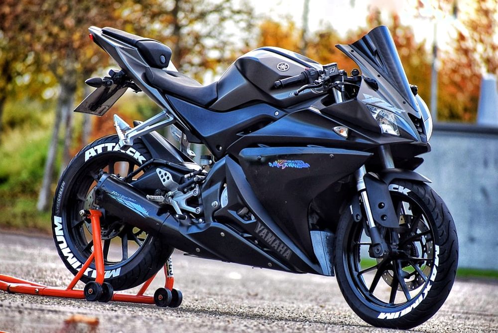 Yamaha yzf 125 yzf r 125 ktm 125 mt 125 A1