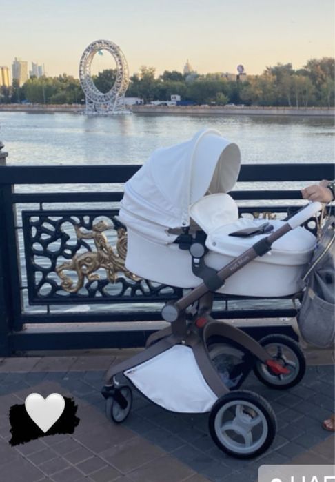 Коляска Hot mom белая