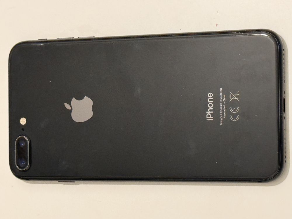 iphone 8 plus negru 64 gb cutie accesori originale