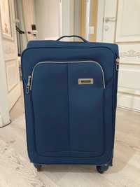 Продам чемодан Карписа размер М