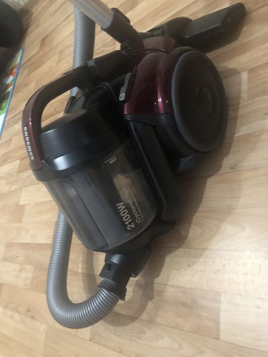 Продам пылесос Samsung V-C21K5150HP