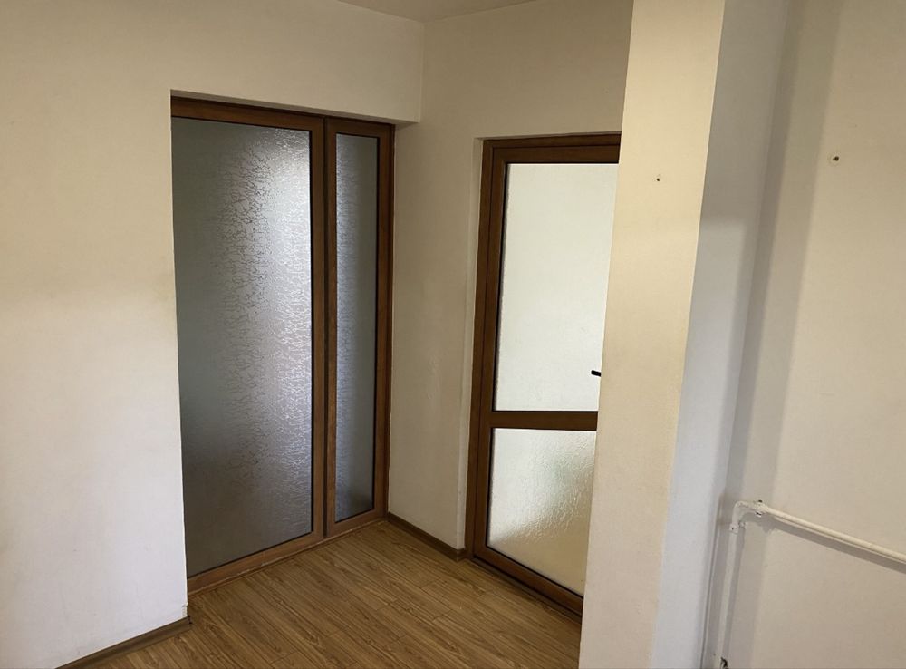 Apartament 4 camere  in Nicolina Cug 89m