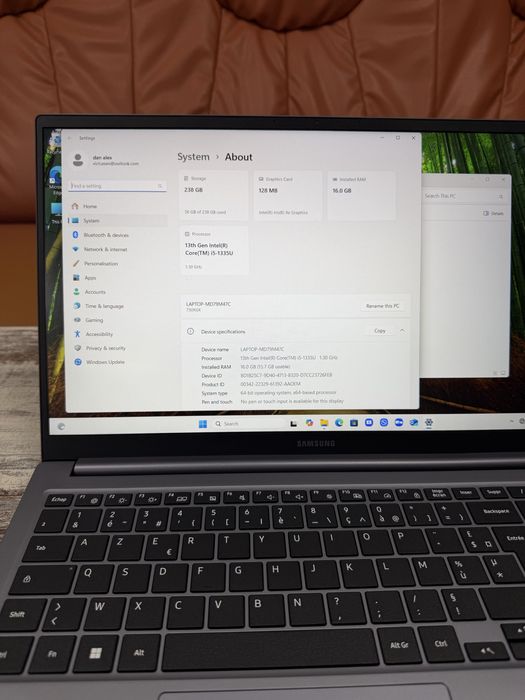 Samsung Galaxy Book 4 Pret 2100 lei