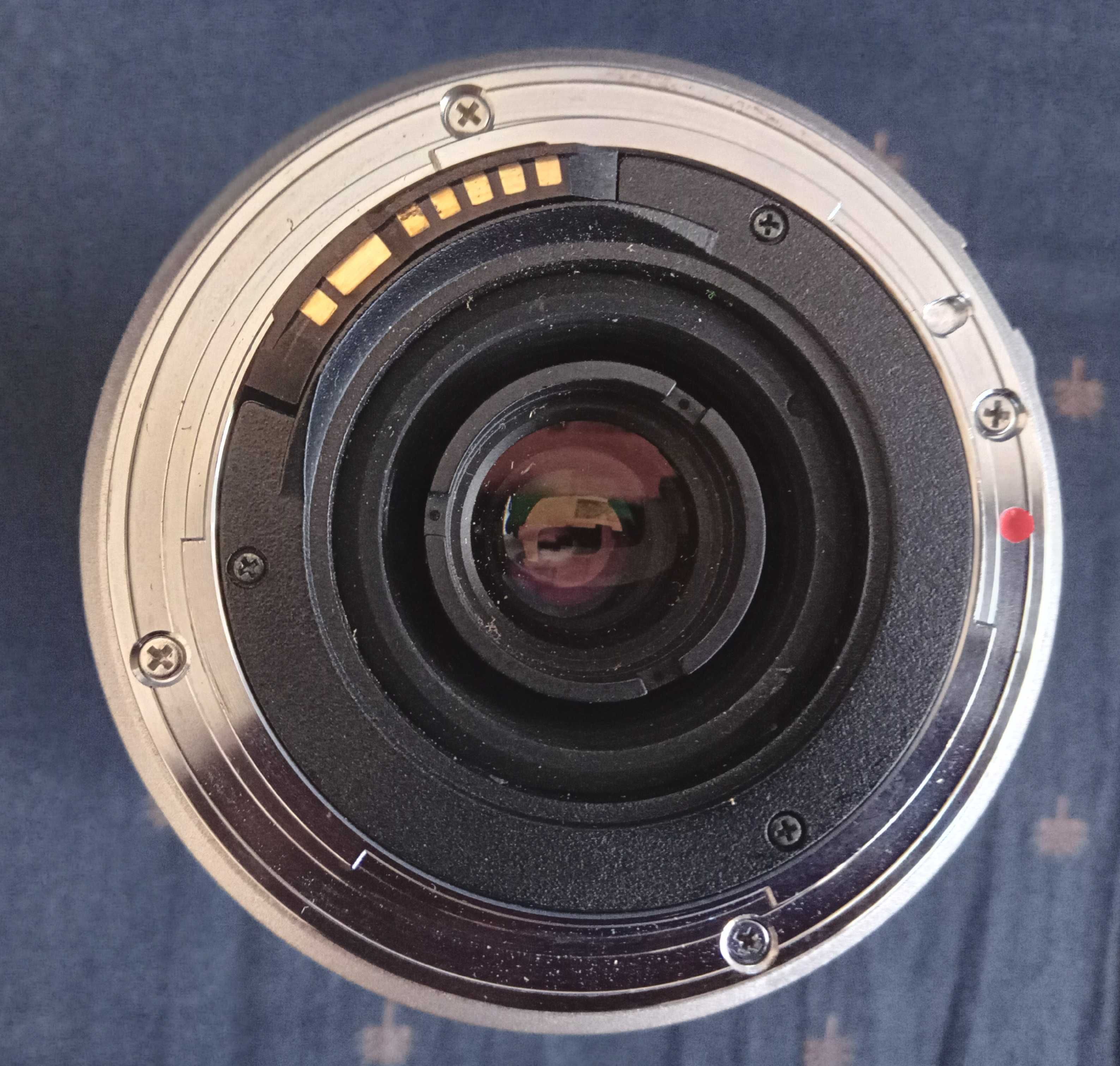 Камера,,CanonEOS 300v+ZoomCanon28-90mm+ZoomSigma100-300mm