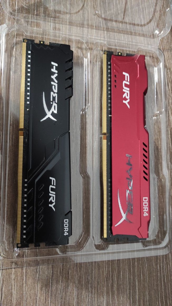 2 Plăcute RAM 16 GB DDR4 - HYPERX FURY