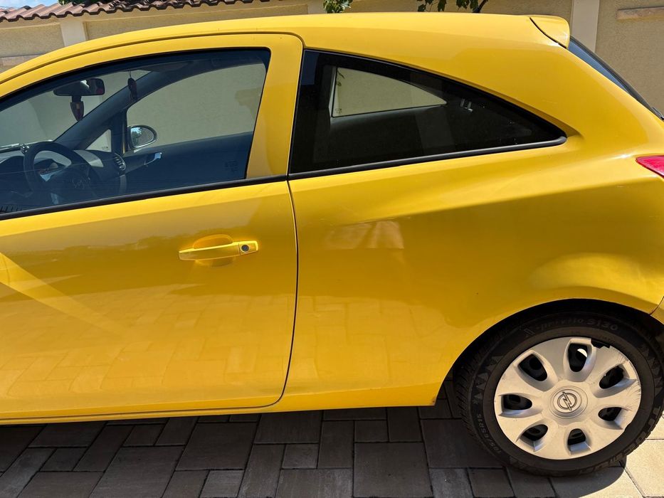 Opel CORSA D 1,2 benzină