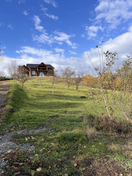 Vand casa cu teren 8000 m2 Sighetu Marmatiei - Campu Negru