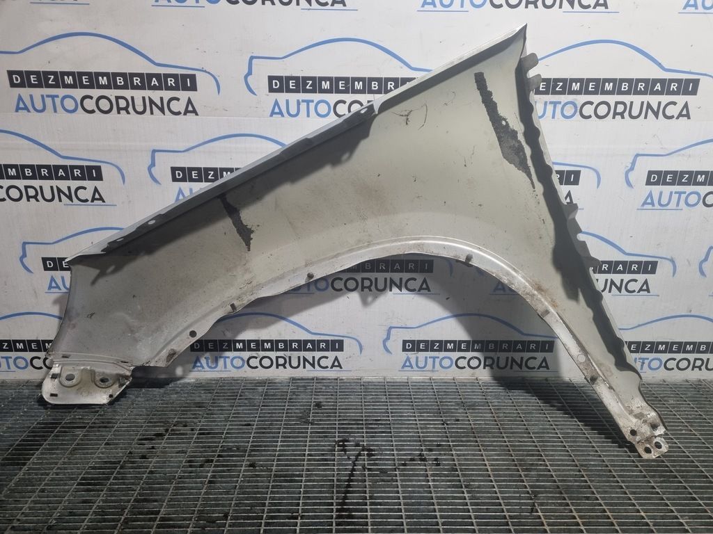 Aripa Dreapta Fata Volkswagen Tiguan 5N 2007 - 2011 4 Usi ARGINTIU (1154) LOVIT