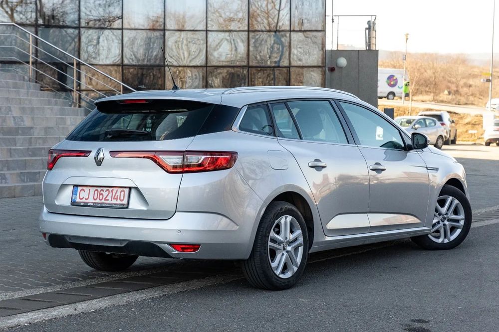 Renault Megane Renault megane 4-stare foarte buna!!
