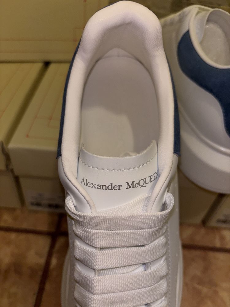 Adidasi Alexander McQueen Alb-Albaștri
