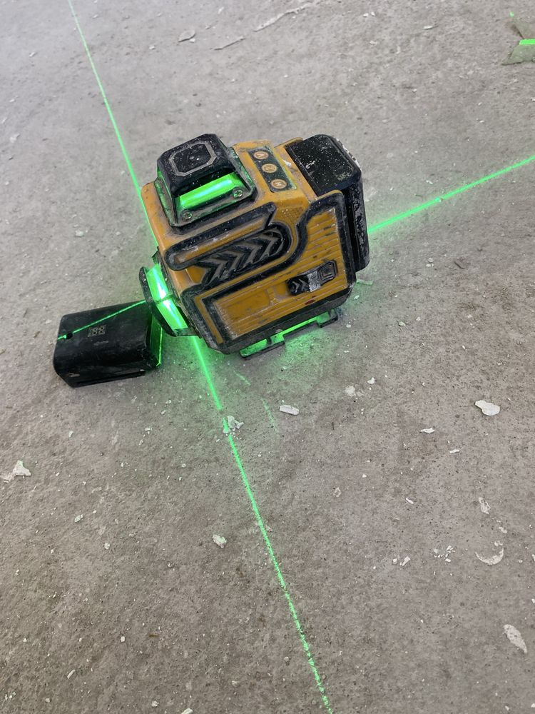 Lazer DeWALT 4K 360*