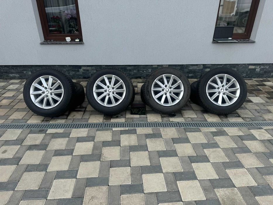 Jante Skoda Superb Octavia WV Passat  Golf 215/60/16 vara iarna 5X112