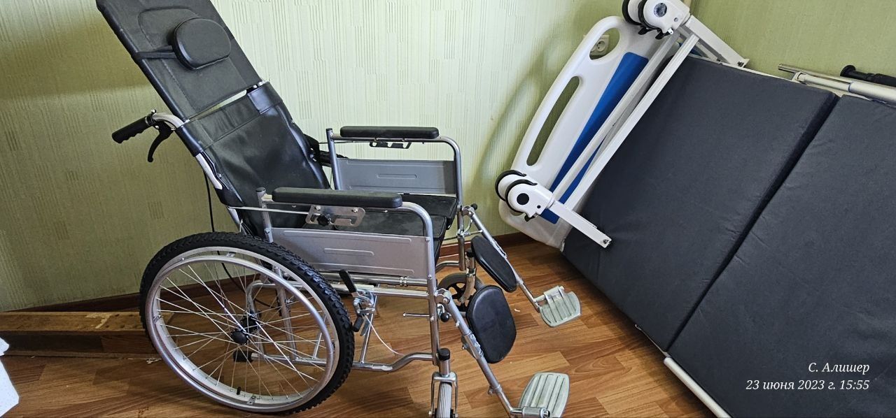 Инвалидное кресло/каталка