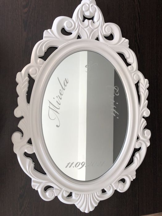 Oglinda de mireasa personalizata gravata  cu numele  si data nunti