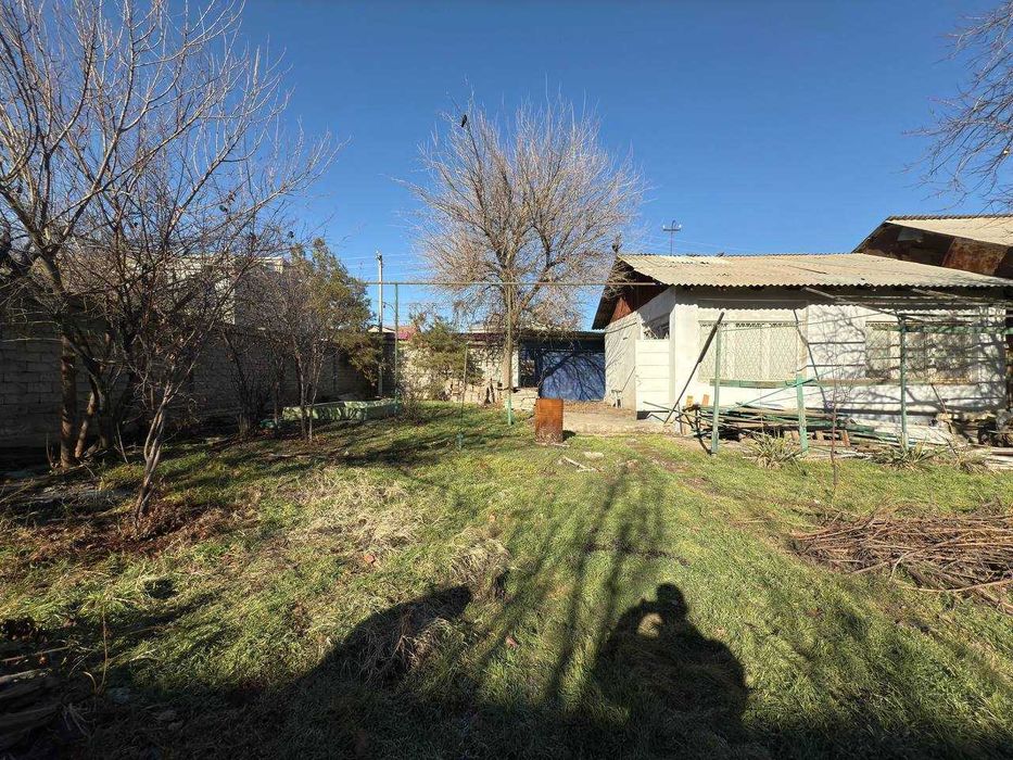 Продаётся участок с домом 6 соток