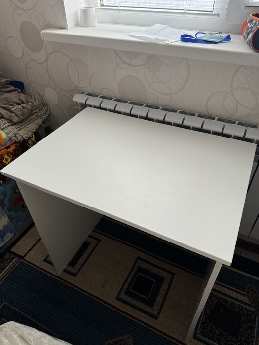 Срочно стол от zeta