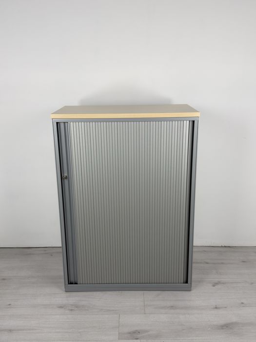 Шкаф етажарка с метална конструкция съхранение за документи обзавеждан