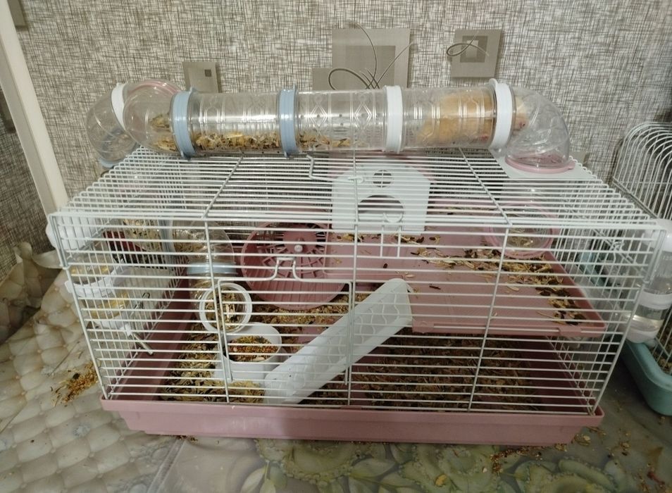 Продаются клетки для хомяков