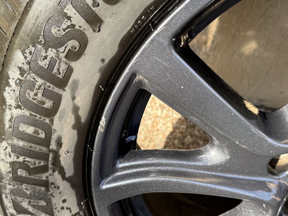 Jante Aliaj+cauciucuri iarna Honda CRV originalen