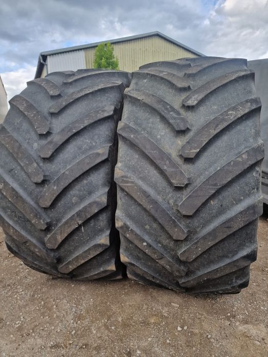 CAUCIUCURI 900/60R42 marca Michelin