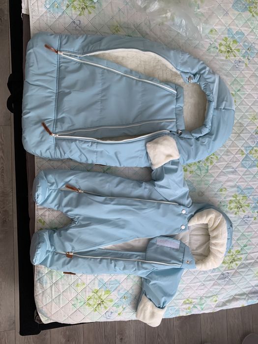 Комбинезон на выписку