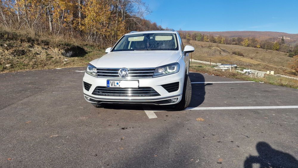 Volkswagen Touareg 2015 3.0 diesel V6, 262 cp, tva deductibil